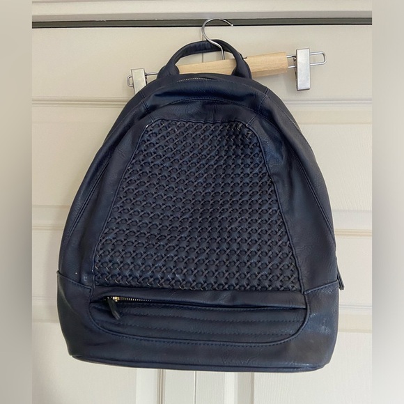 BLUE BACKPACK - Picture 1 of 7